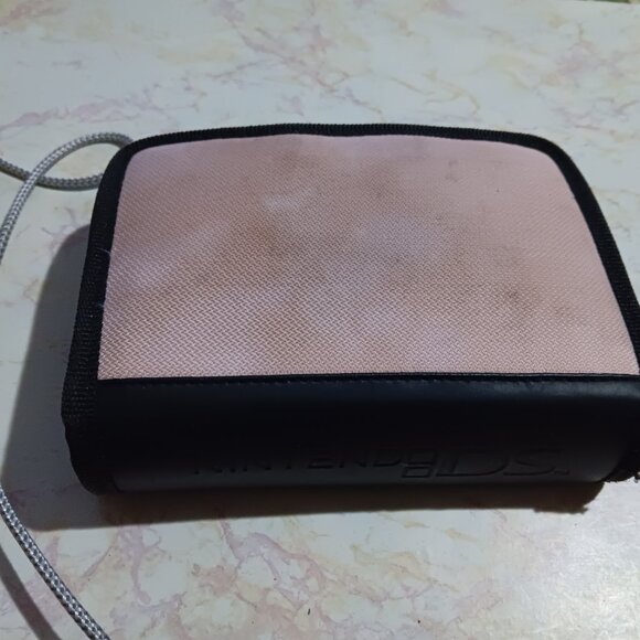 Nintendo DS Pink OEM Zippered Carrying Case Holds 6 Games & Console - Picture 2 of 5